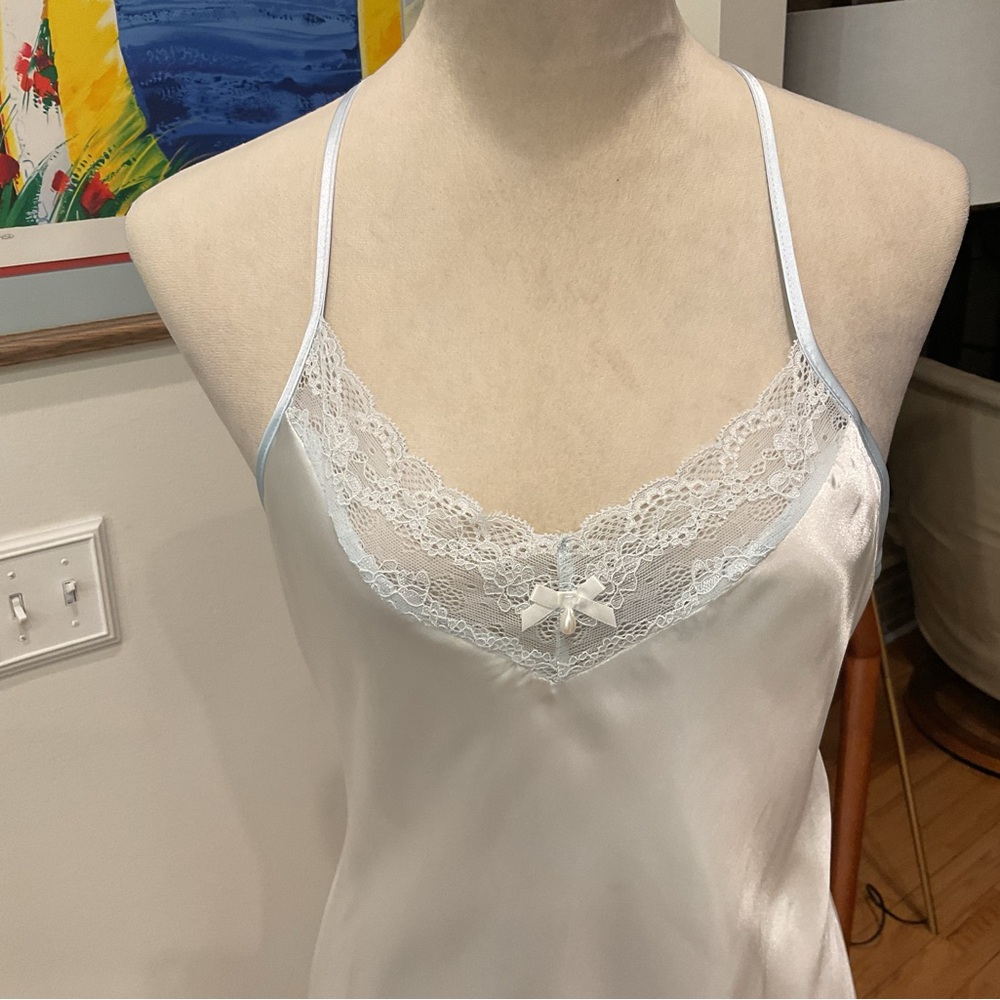 Linea Donatella Bridal Satin Lace-Trim Robe & Chemise Set - Picture 14 of 16